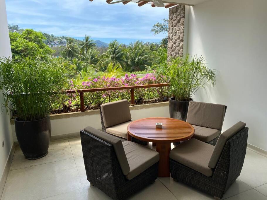 Beachfront 2 Bedroom Luxury Condo Chava Surin Zewnętrze zdjęcie
