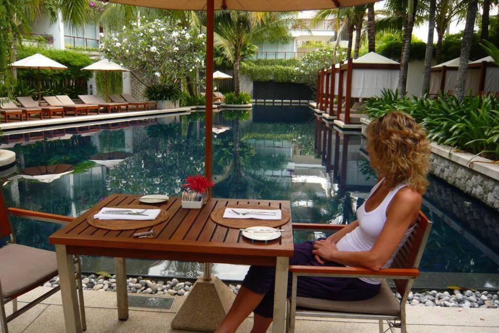 Beachfront 2 Bedroom Luxury Condo Chava Surin Zewnętrze zdjęcie